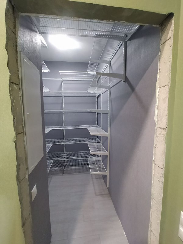 Белая П-образная гардеробная, ~1,8×2,6 м, фото 5