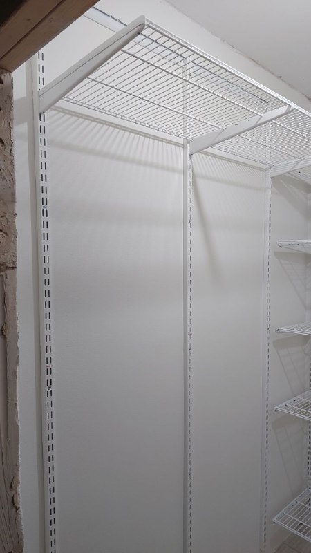 Белая П-образная гардеробная, ~1,8×1,2 м, фото 3
