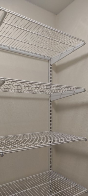 Белая П-образная гардеробная, ~1,8×1,5 м, фото 4