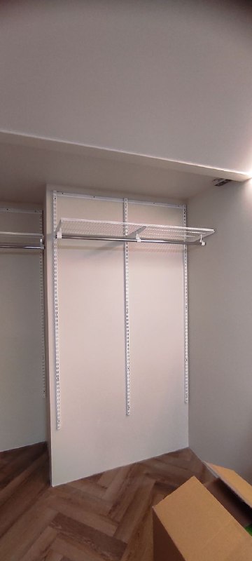 Белая угловая гардеробная, ~2,5×2,2 м, фото 2