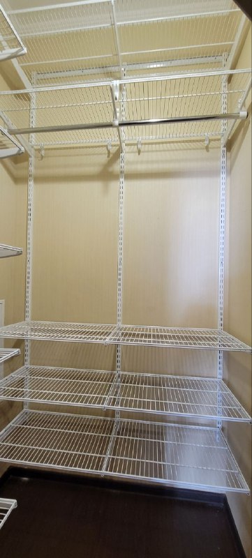 Белая угловая гардеробная, ~1,5×1,3 м, фото 3