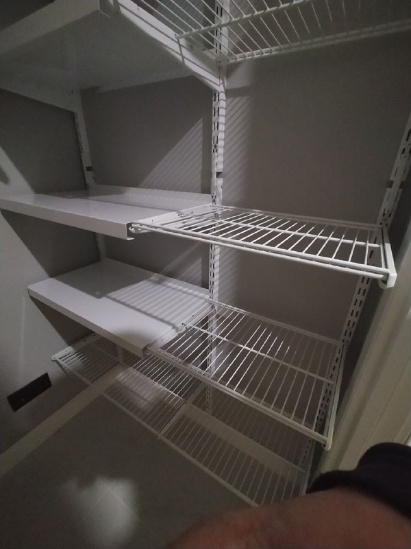 Белая угловая гардеробная, ~1,2×2 м, фото 2