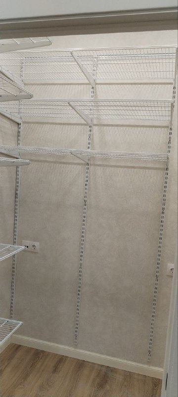 Белая угловая гардеробная, ~1,2×1,3 м, фото 2