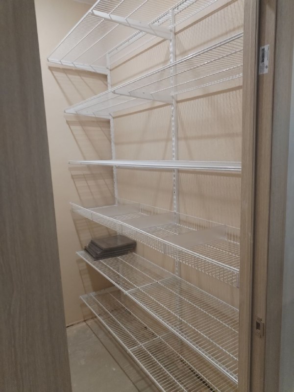 Белая угловая гардеробная, ~1,3×2 м, фото 4