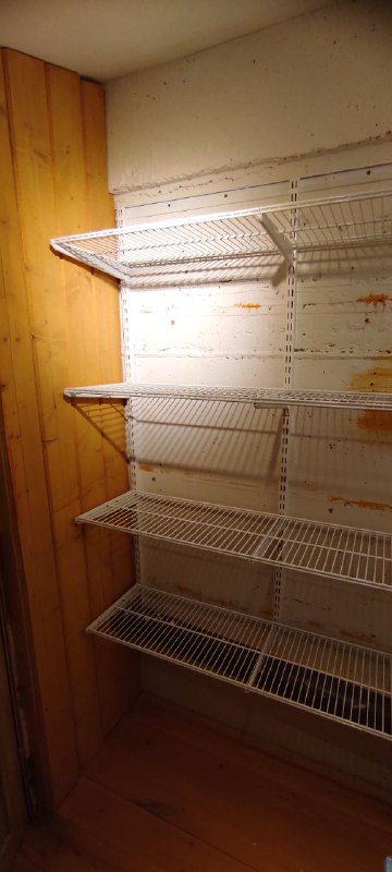 Белая угловая гардеробная, ~1,3×1 м, фото 1