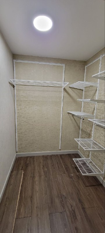 Белая угловая гардеробная, ~1,8×2,4 м, фото 3