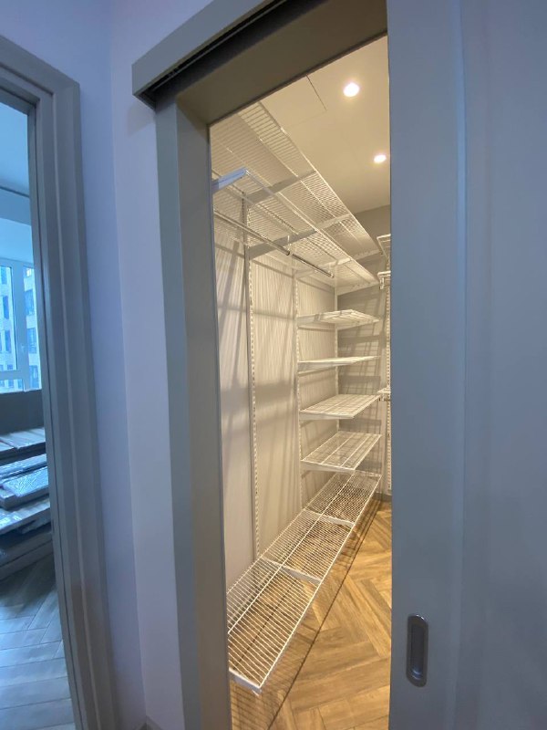 Белая угловая гардеробная, ~1,2×2 м, фото 3