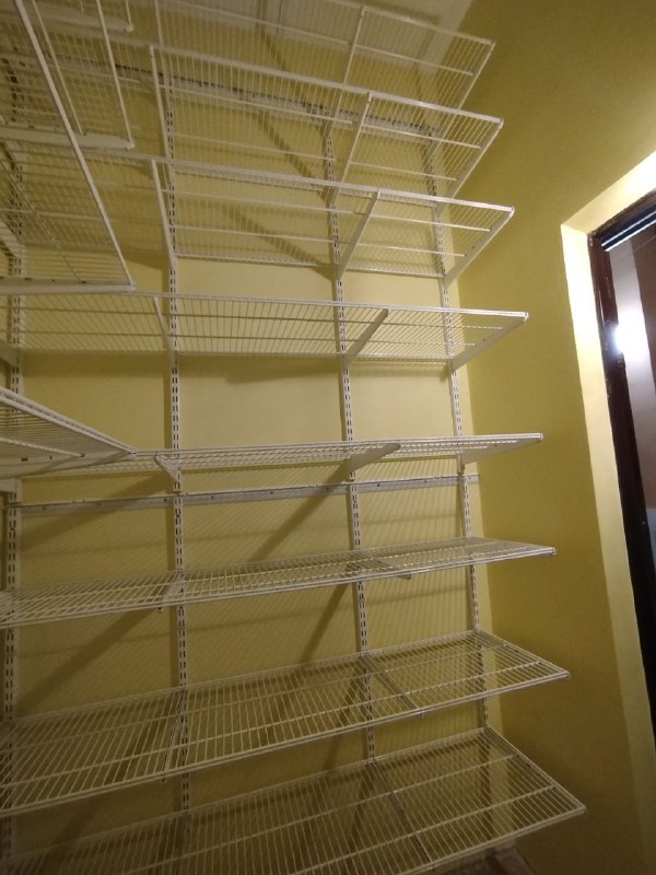 Белая угловая гардеробная, ~1,8×1,5 м, фото 3