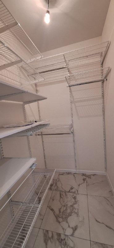 Белая угловая гардеробная, ~1,5×2,1 м, фото 2