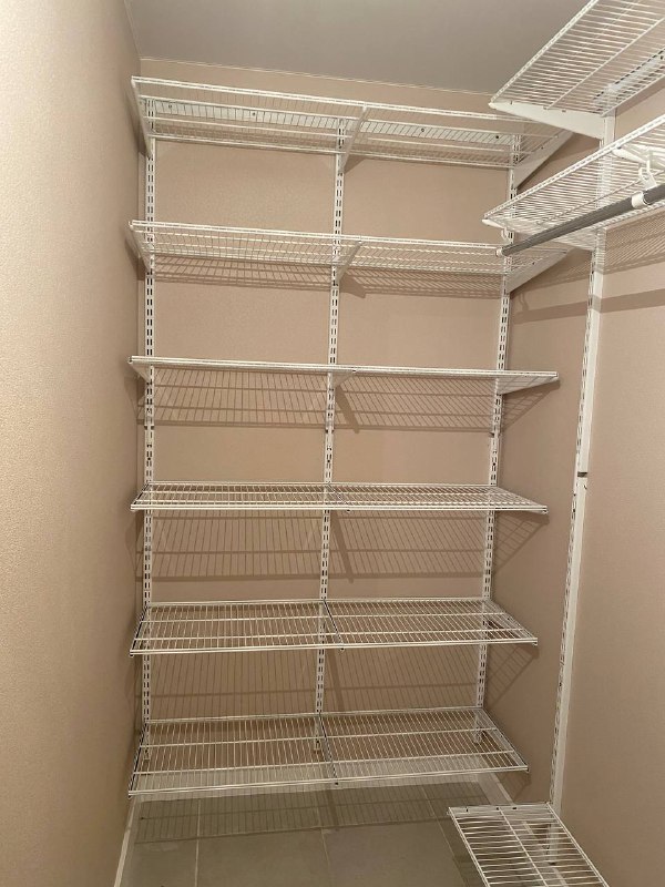 Белая угловая гардеробная, ~1,4×2,2 м, фото 3