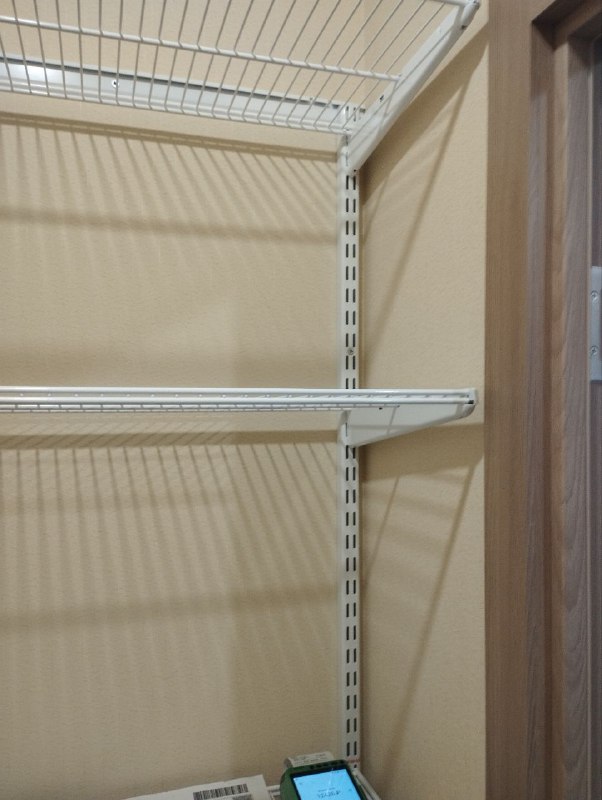 Белая угловая гардеробная, ~1,3×1,2 м, фото 1