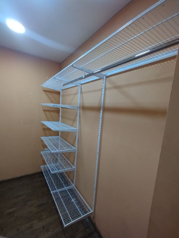 Белая угловая гардеробная, ~2,7×2 м, фото 3