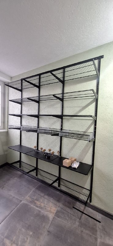 Чёрная двухсторонняя гардеробная, ~2,7×1,8 м, фото 2