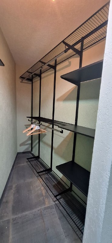 Чёрная двухсторонняя гардеробная, ~2,7×1,8 м, фото 4
