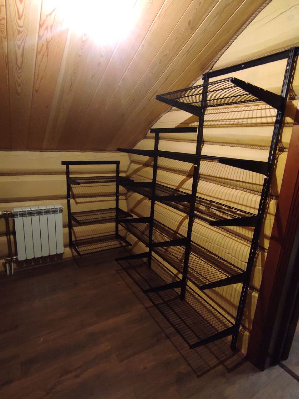 Чёрная П-образная гардеробная с выдвижными корзинами, ~2,5×3 м, фото 2