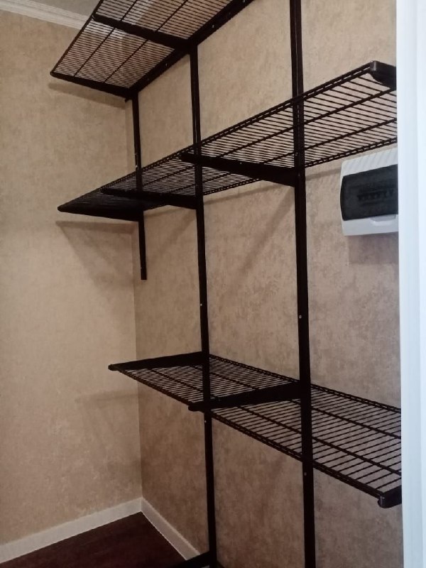Чёрная угловая гардеробная, ~1,8×2,2 м, фото 2
