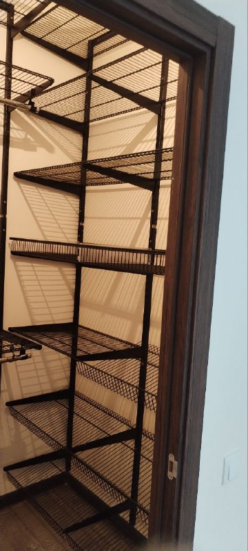 Чёрная угловая гардеробная, ~1,2×1,2 м, фото 1