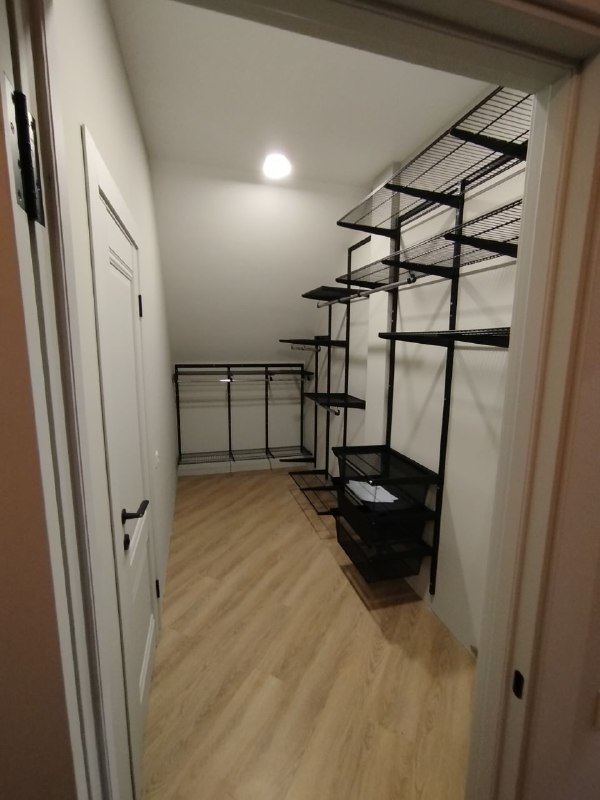 Чёрная угловая гардеробная, ~3×2,5 м, фото 2