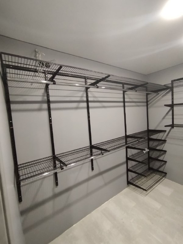 Чёрная угловая гардеробная, ~1,9×3 м, фото 2