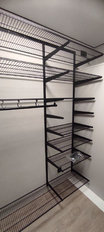 Чёрная угловая гардеробная, ~1,8×2 м, фото 2