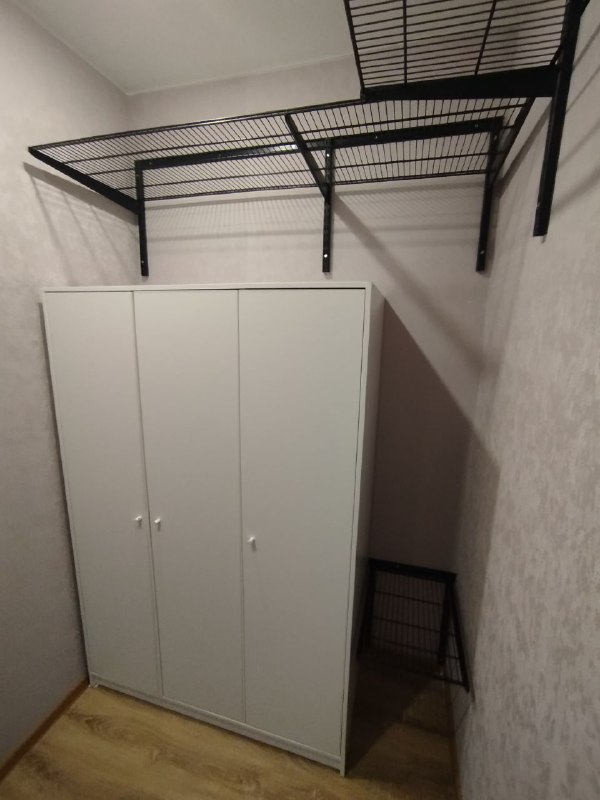 Чёрная угловая гардеробная, ~1,8×2,5 м, фото 2