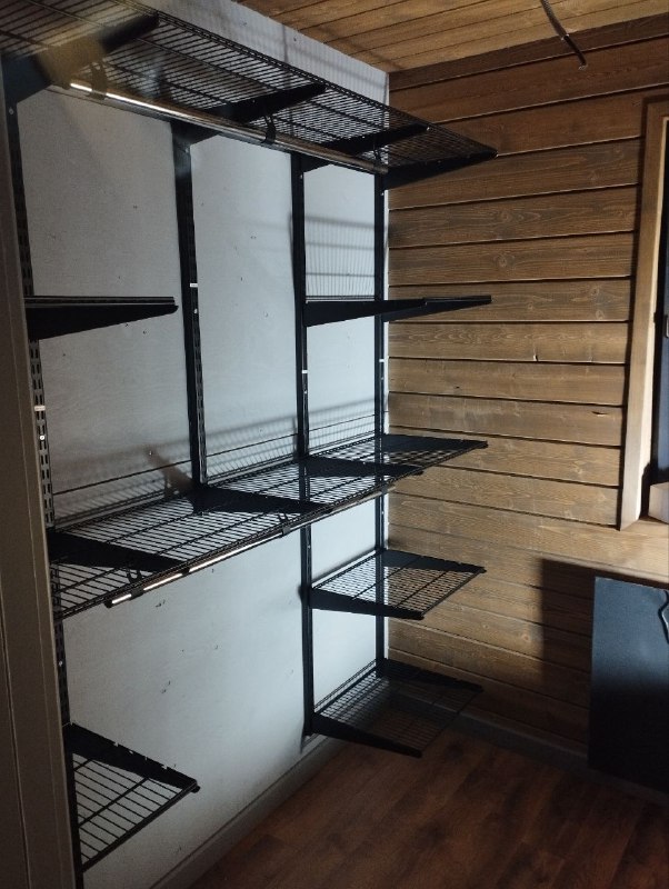 Чёрная угловая гардеробная, ~2×2,2 м, фото 2