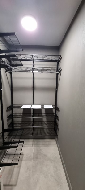 Чёрная угловая гардеробная, ~1,5×2,1 м, фото 1