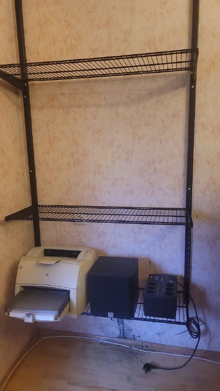 Чёрная угловая постирочная, ~1,2×1,5 м, фото 3