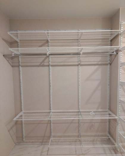 Белая угловая гардеробная, ~2×1,5 м, фото 1