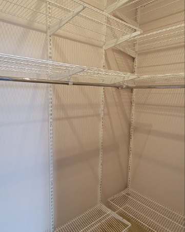 Белая угловая гардеробная, ~1,2×2,2 м, фото 2