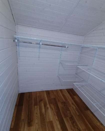 Белая угловая гардеробная, ~1,8×2,1 м, фото 1