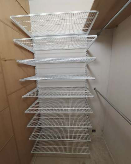 Белая угловая гардеробная, ~1,2×1,8 м, фото 2