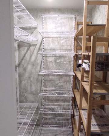 Белая угловая гардеробная, ~1,3×2,1 м, фото 1