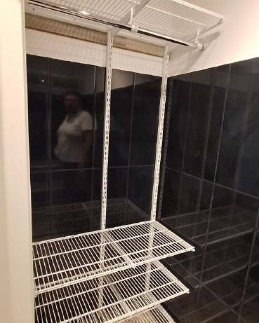 Белая угловая гардеробная, ~1,8×0,8 м, фото 1