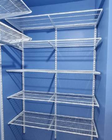 Белая угловая гардеробная, ~1,3×1,7 м, фото 2