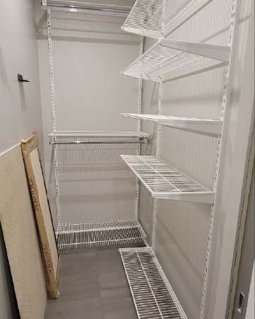 Белая угловая гардеробная, ~1,8×2,4 м, фото 2