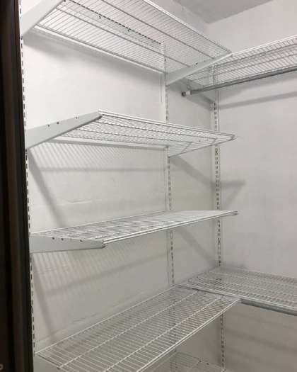 Белая угловая гардеробная, ~1,8×1,3 м, фото 2