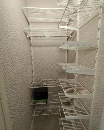 Белая угловая гардеробная, ~1,2×1,7 м, фото 1