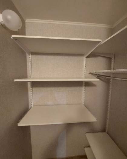 Белая угловая гардеробная, ~1,2×1,5 м, фото 2