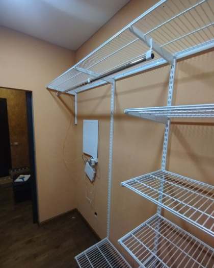 Белая угловая гардеробная, ~2,7×2 м, фото 2