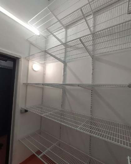 Белая угловая гардеробная, ~1,5×2,2 м, фото 2