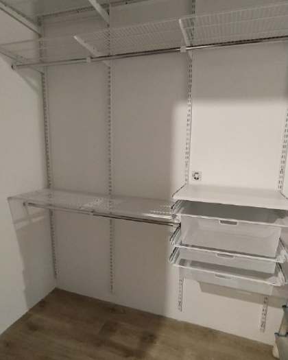 Белая угловая гардеробная с брючницей, ~2,2×1,5 м, фото 6
