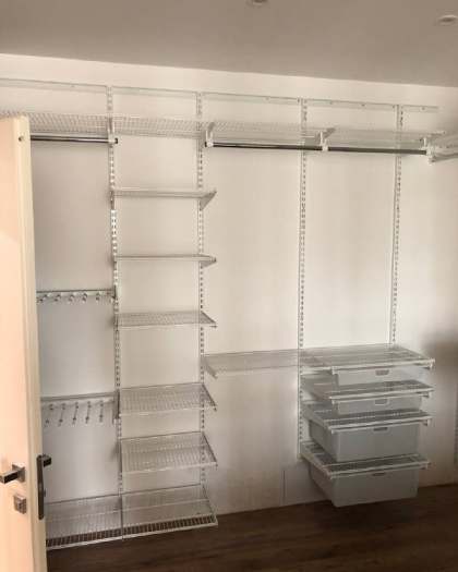 Белая угловая гардеробная с брючницей, ~2,7×2,2 м, фото 1