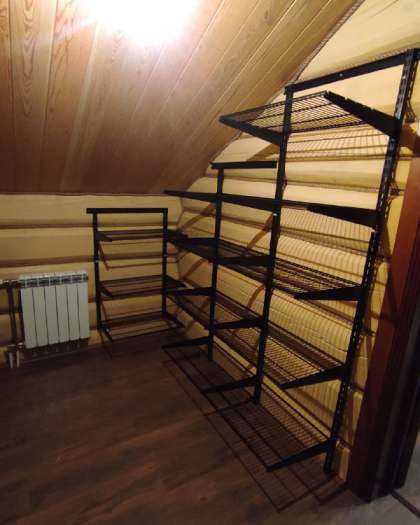 Чёрная П-образная гардеробная с выдвижными корзинами, ~2,5×3 м, фото 2