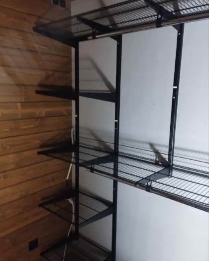 Чёрная угловая гардеробная, ~2×2,2 м, фото 1