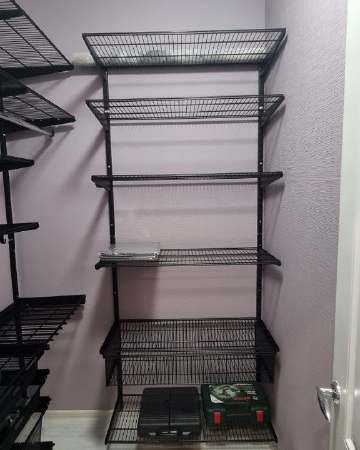 Чёрная угловая гардеробная, ~1,1×2,1 м, фото 1