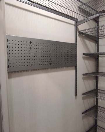Серая угловая гардеробная, ~1,2×1,6 м, фото 2